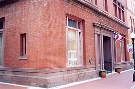 [photo, Allegany County Museum, Lila Building, 81 Baltimore St., Cumberland, Maryland]